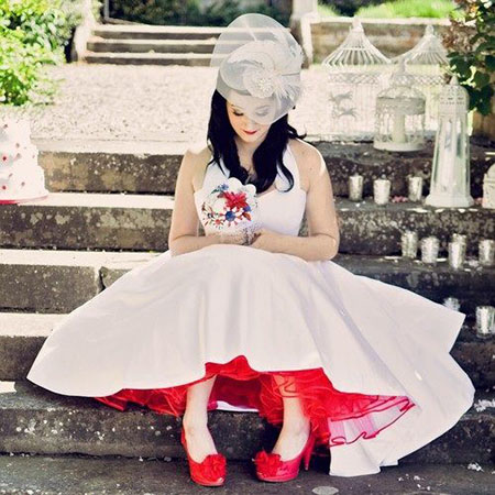 robe rockabilly blanche et rouge