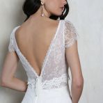 robe-de-mariee-elsa-gary-2019-elysee-detail-fluide.jpg
