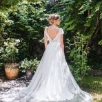 robe-de-mariee-elsa-gary-2019-aurore-dos-princesse.jpg