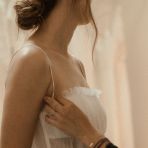 white-flow-166.jpg