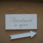Panneau : Photobooth is open : CHF 10.-